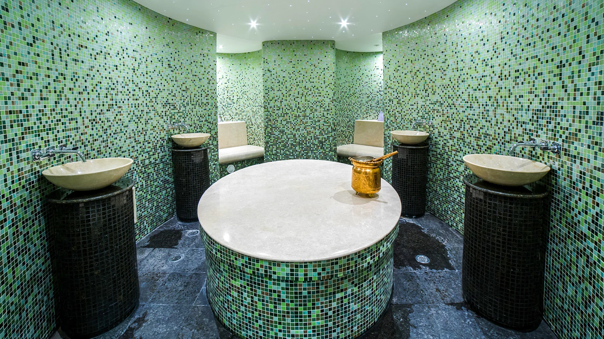 Four Seasons Hotel Abu Dhabi