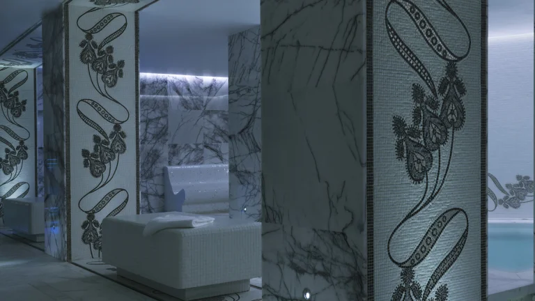 Four Seasons Hotel Pools & SPA, Moscow | Mosaic Spa & Pool